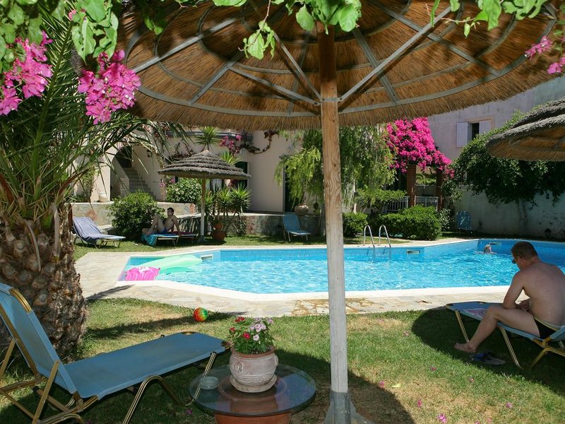 Aquarius Apartments 215184