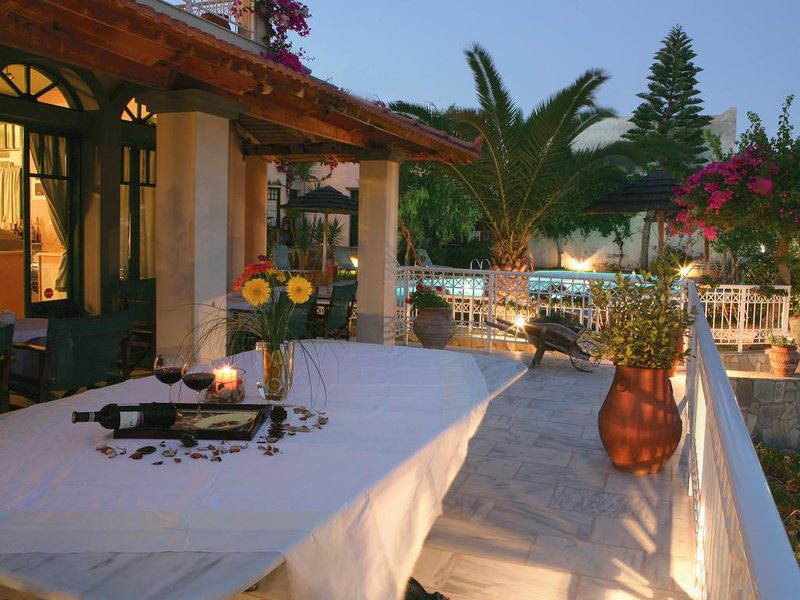 Aquarius Apartments 215185