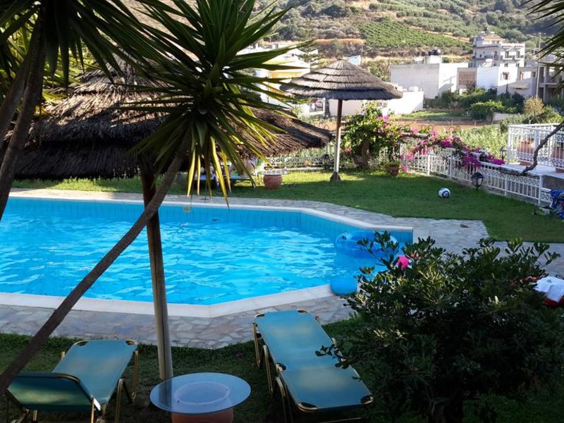 Aquarius Apartments 215193