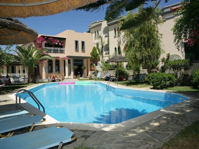 Aquarius Apartments 215194