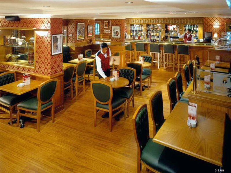 Arabian Courtyard Hotel & Spa 2199