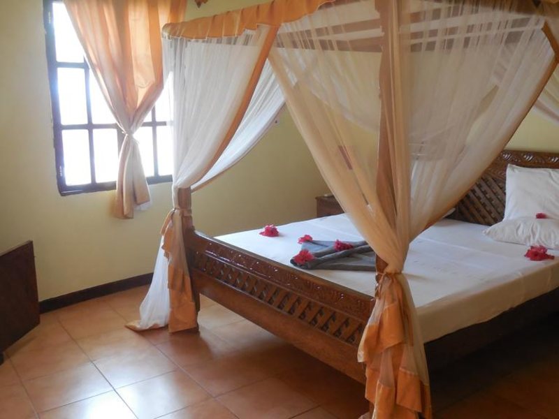 Arabian Nights Suites Hotel 198535