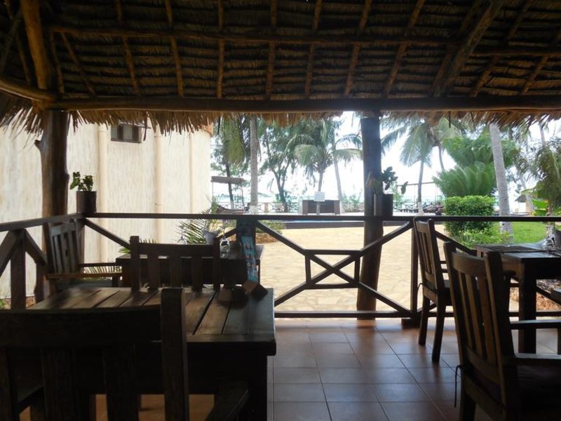 Arabian Nights Suites Hotel 198537