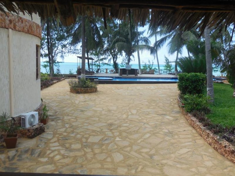 Arabian Nights Suites Hotel 198538