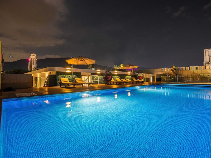 Araya Beach Hotel Patong 197373