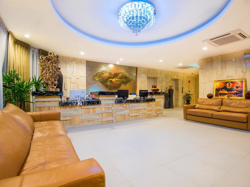 Araya Beach Hotel Patong 197383