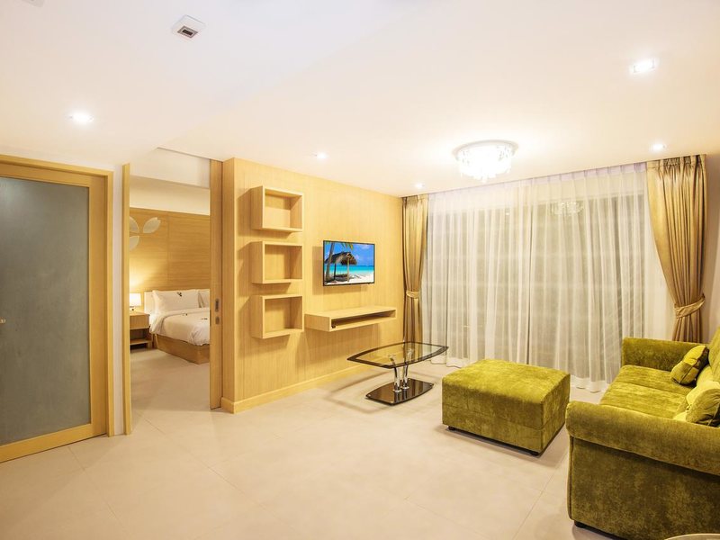 Araya Beach Hotel Patong 197389