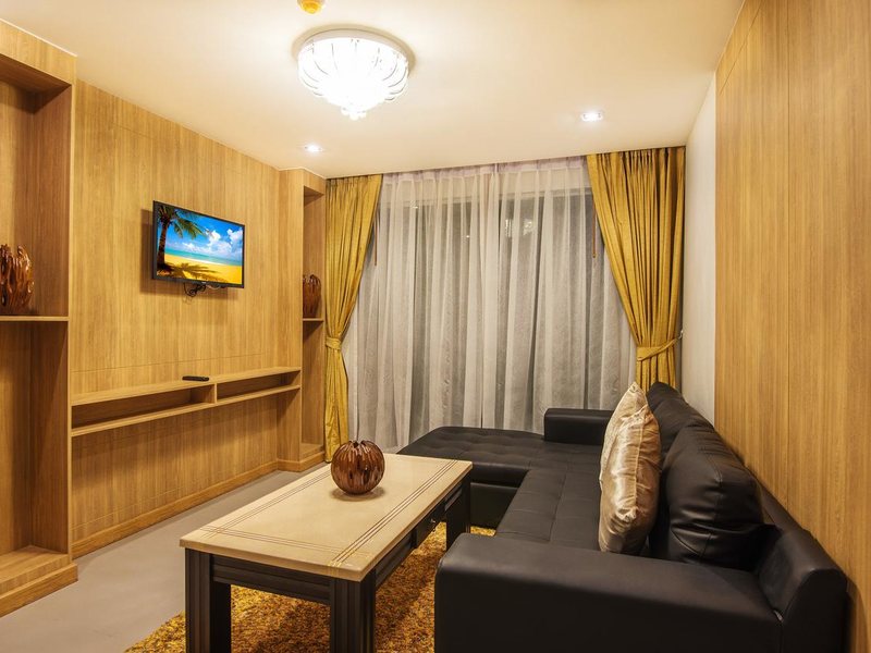 Araya Beach Hotel Patong 197398