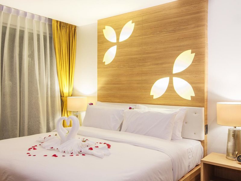 Araya Beach Hotel Patong 197399