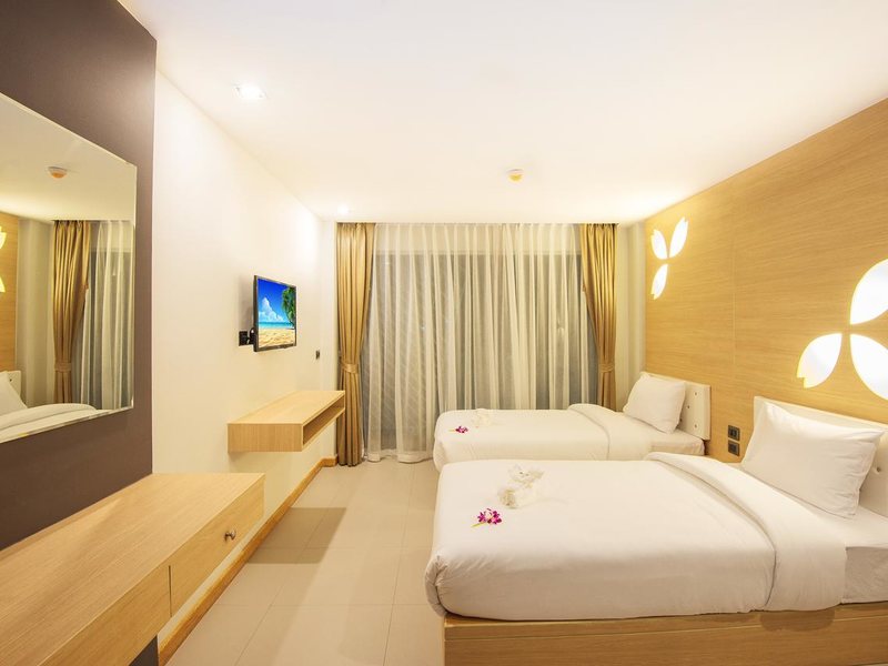 Araya Beach Hotel Patong 197408