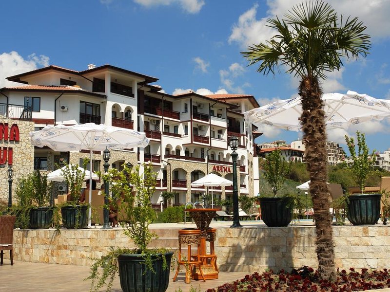 Arena Apart Complex  175103