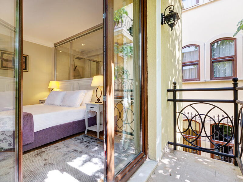 Arena Hotel 240333