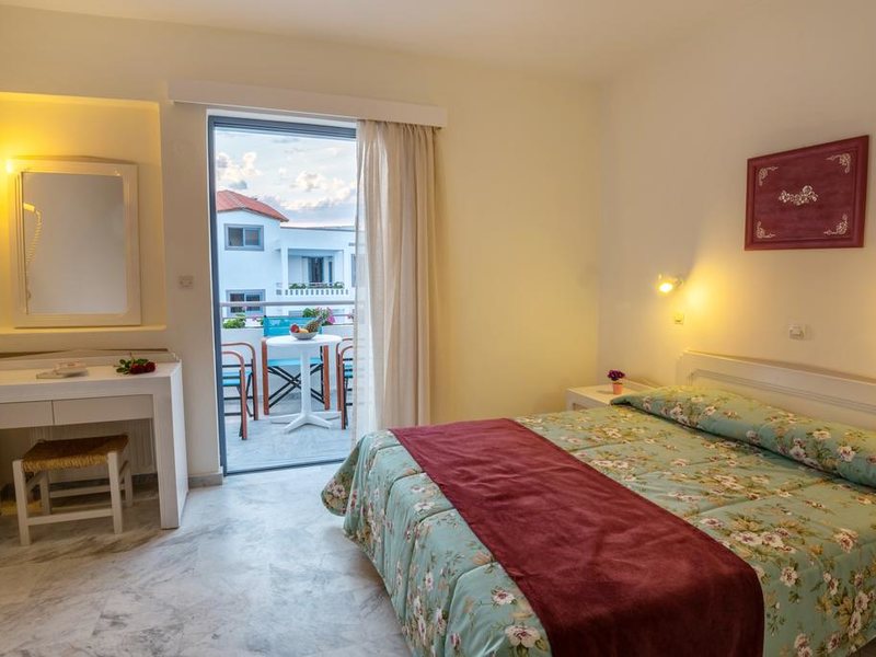 Ariadne Apartments 215237