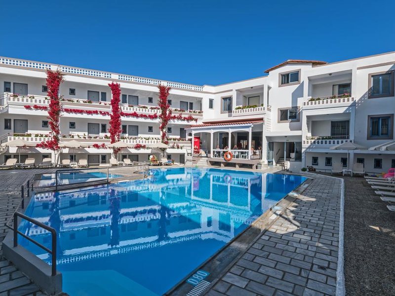 Ariadne Apartments 215240