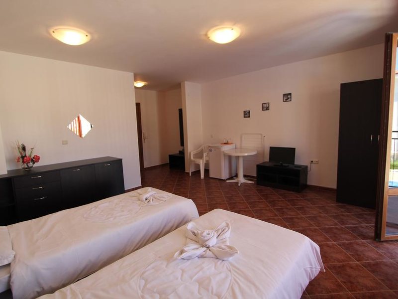 Arkite Complex AH/PM (Kosharitsa area) 163725