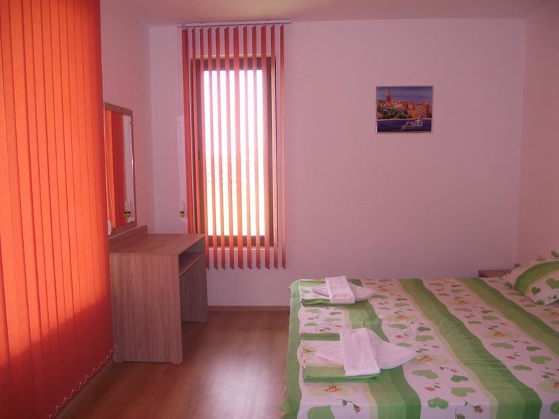 Arkite Complex AH/PM (Kosharitsa area) 163728