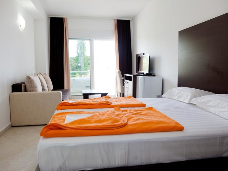 Art Apartments 307334