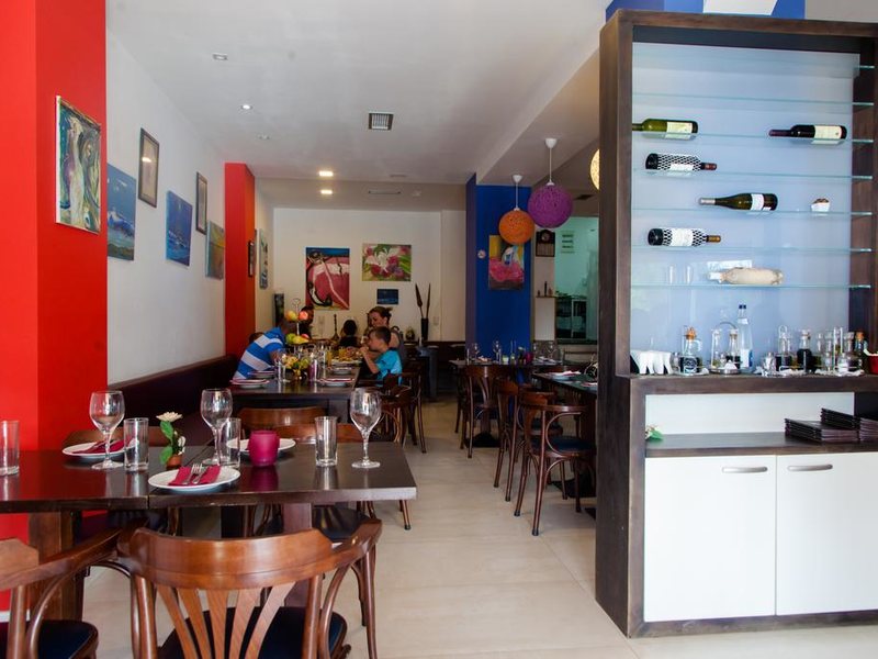 Art Apartments 307344