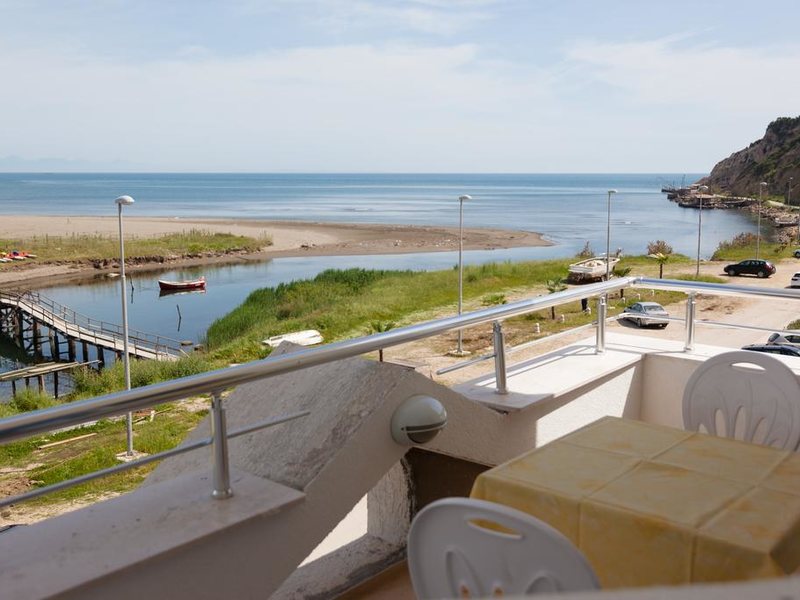 Art Apartments 307347