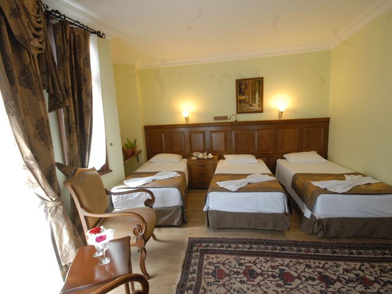 Artefes Hotel  194512