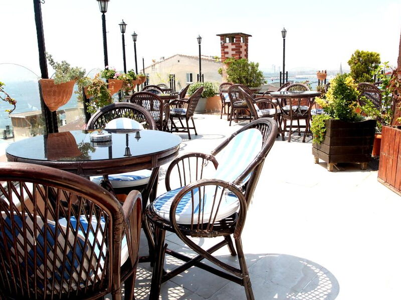 Artefes Hotel  194524