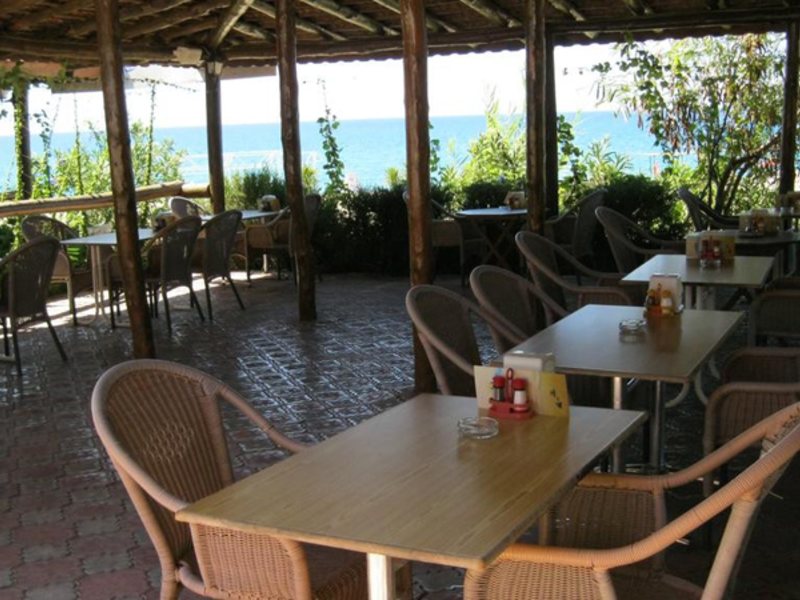 As Queen Beach 275800