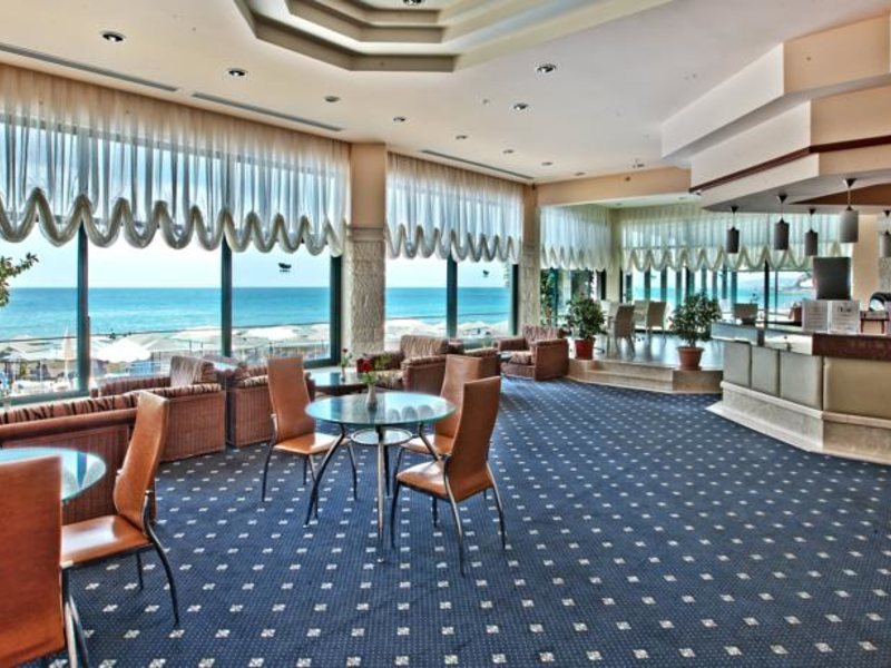 Aska Just In Beach Hotel 69023