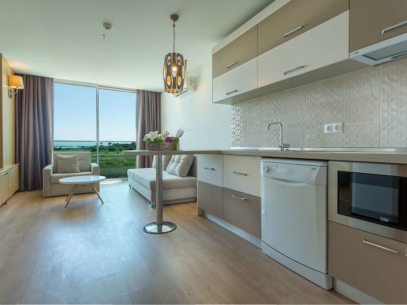 Aska Lara River Suites 182790