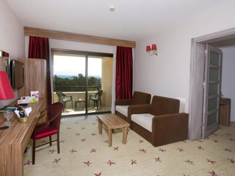 Aska Side Grand Prestige Hotel & Spa (ех 160300