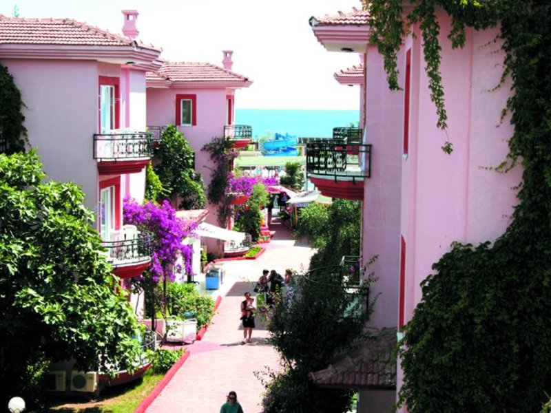 Aska Sun Queen Beach 33030