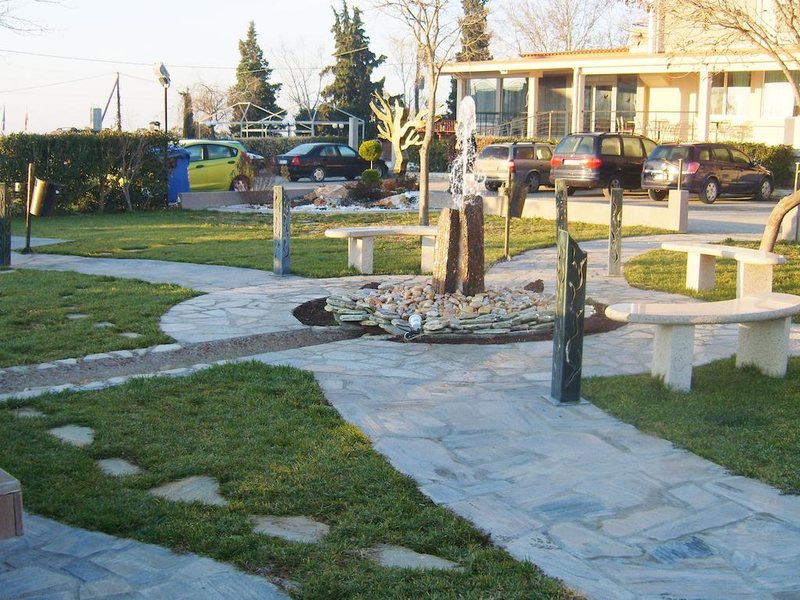 Assembly Hotel 257030