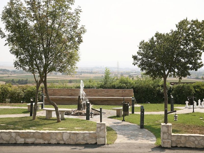 Assembly Hotel 257031