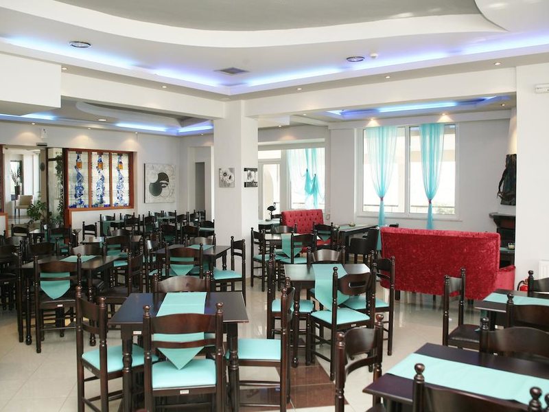 Assembly Hotel 257037