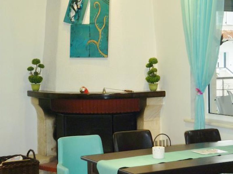 Assembly Hotel 257040