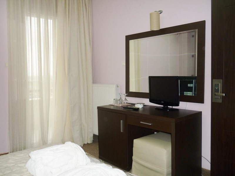 Assembly Hotel 257045