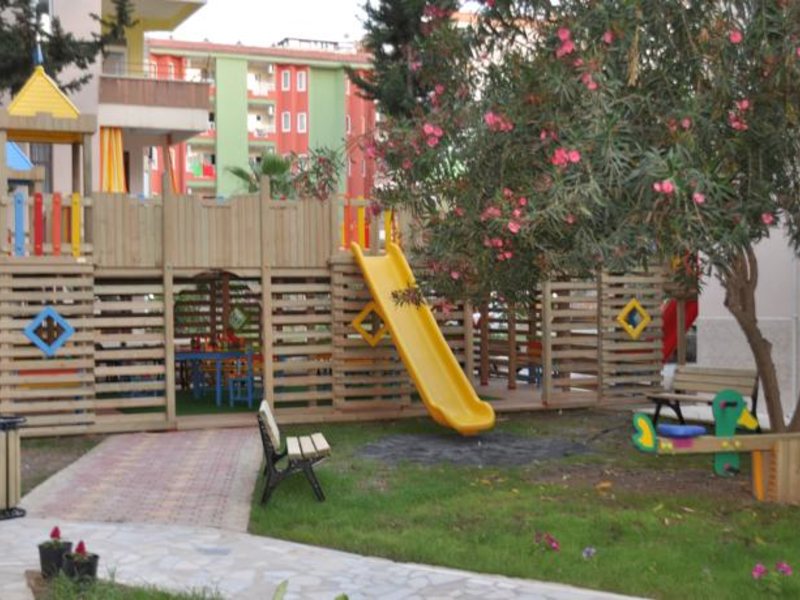 Astor Beach Hotel 61605