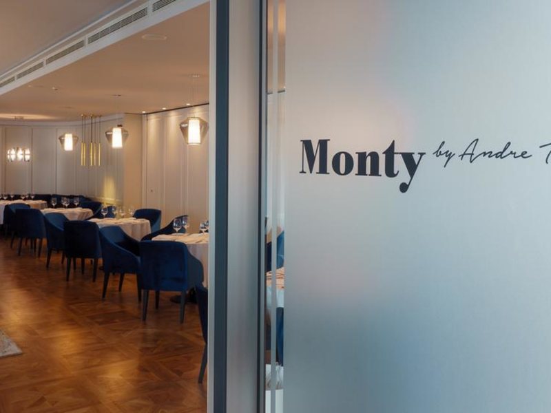 Astor Garden Hotel 309567