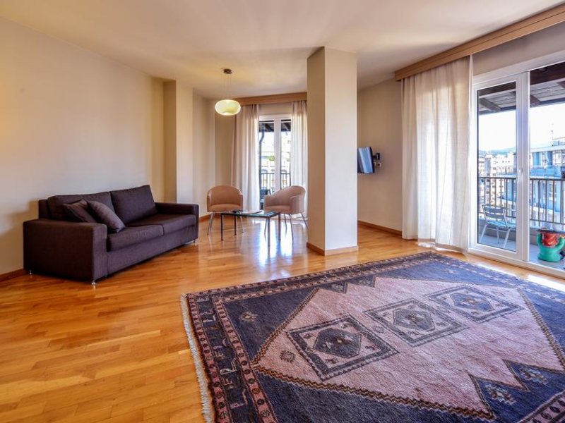 Astoria Hotel 257120