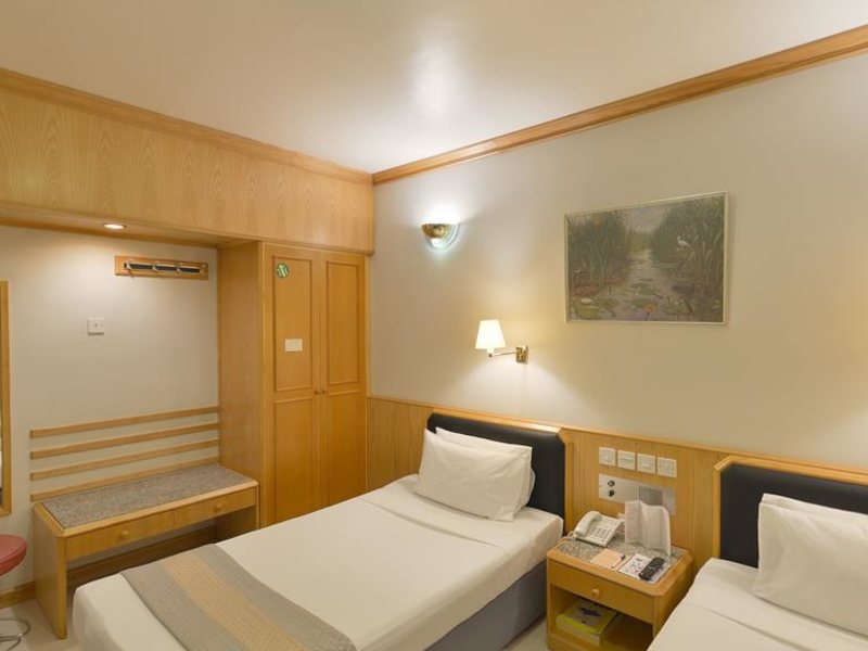 Astoria Hotel 300715