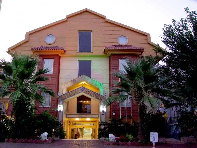 Astoria Hotel 31320