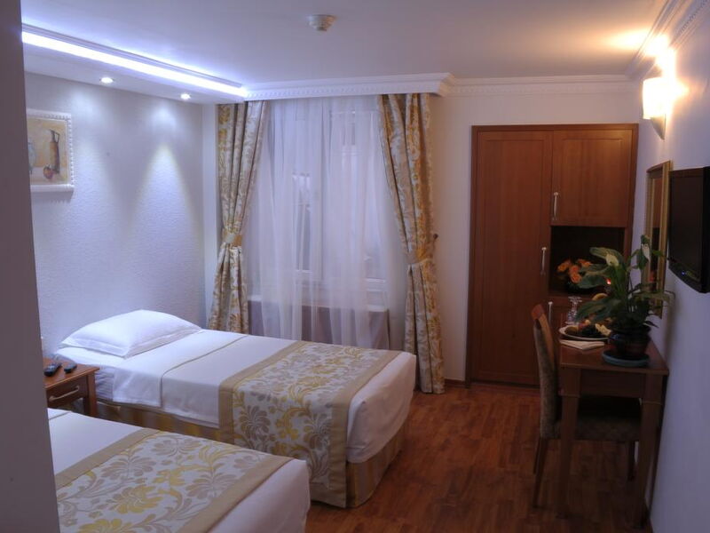 Asur Hotel 240386