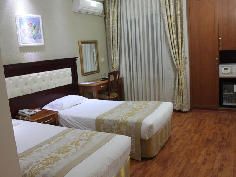 Asur Hotel 240401