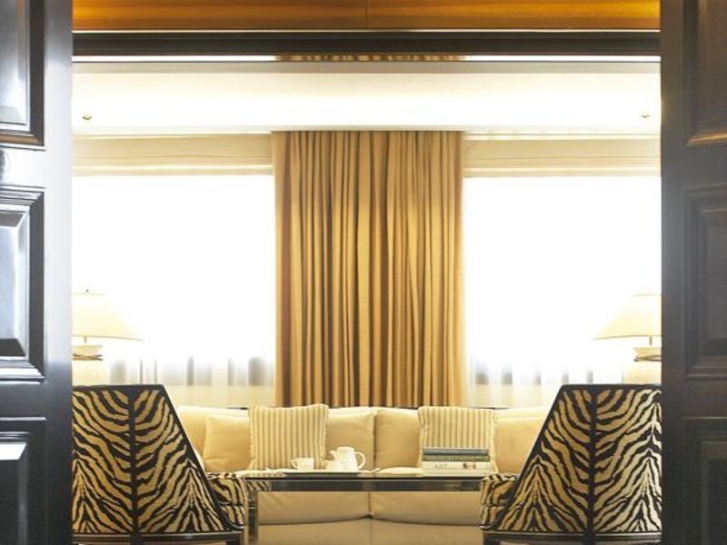 Athenaeum Intercontinental 78733