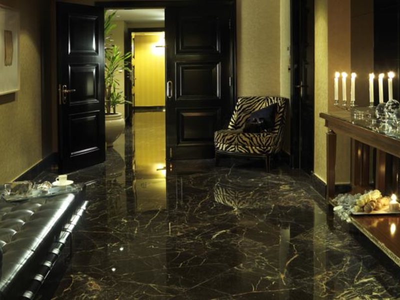 Athenaeum Intercontinental 78734