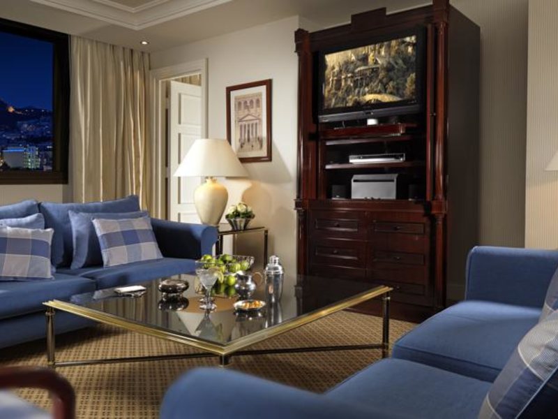 Athenaeum Intercontinental 78735