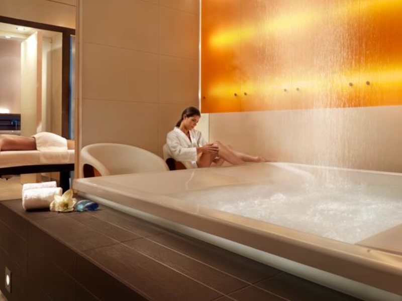 Athenaeum Intercontinental 78747