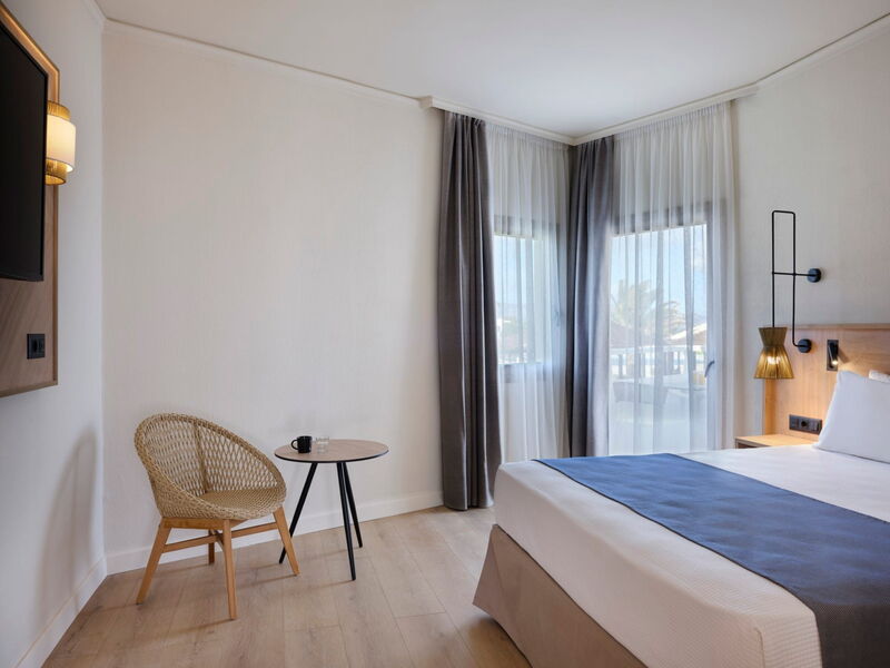 Atlantica Ocean Beach Resort 327499