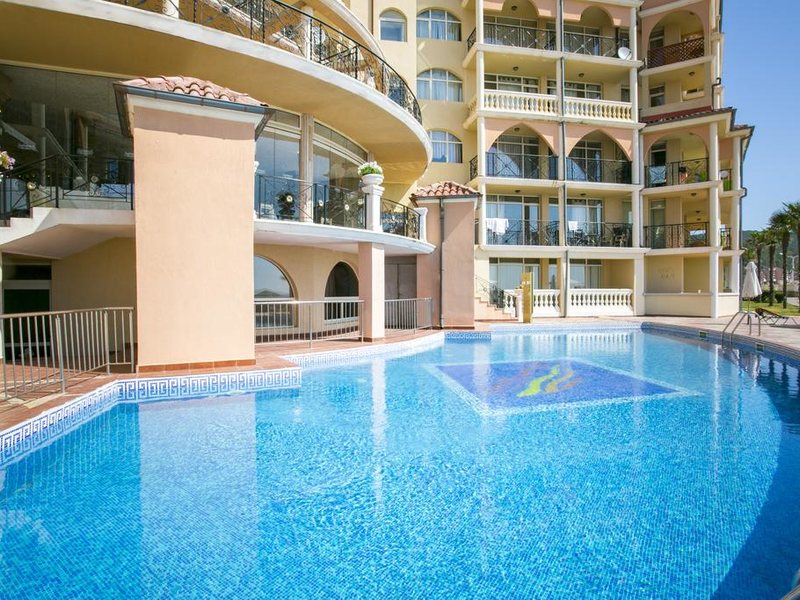 Atrium Beach Hotel & Residence 309617
