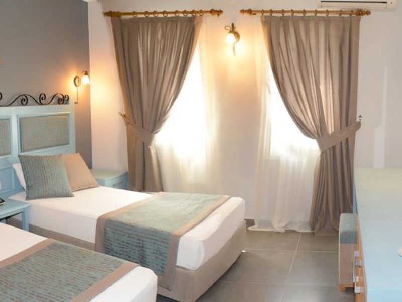 Atrium Hotel  184097