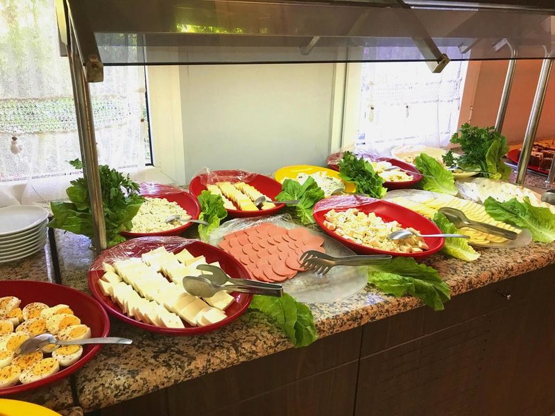 Atrium Hotel  184105